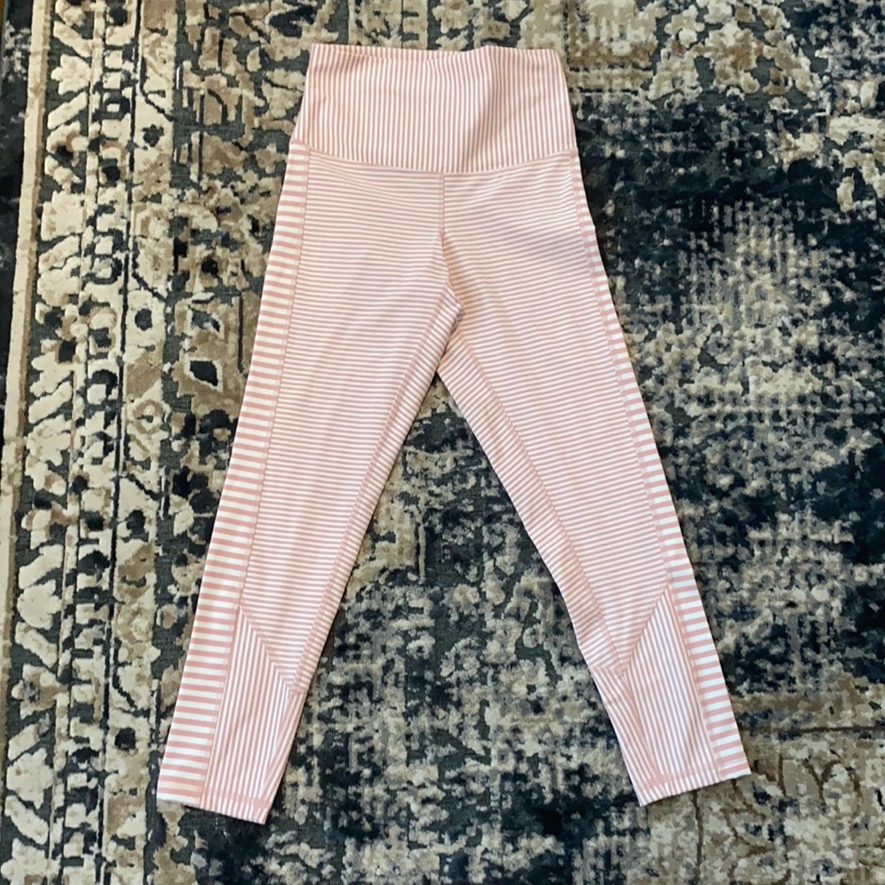 Define Your Inspiration Power Play Crop Legging